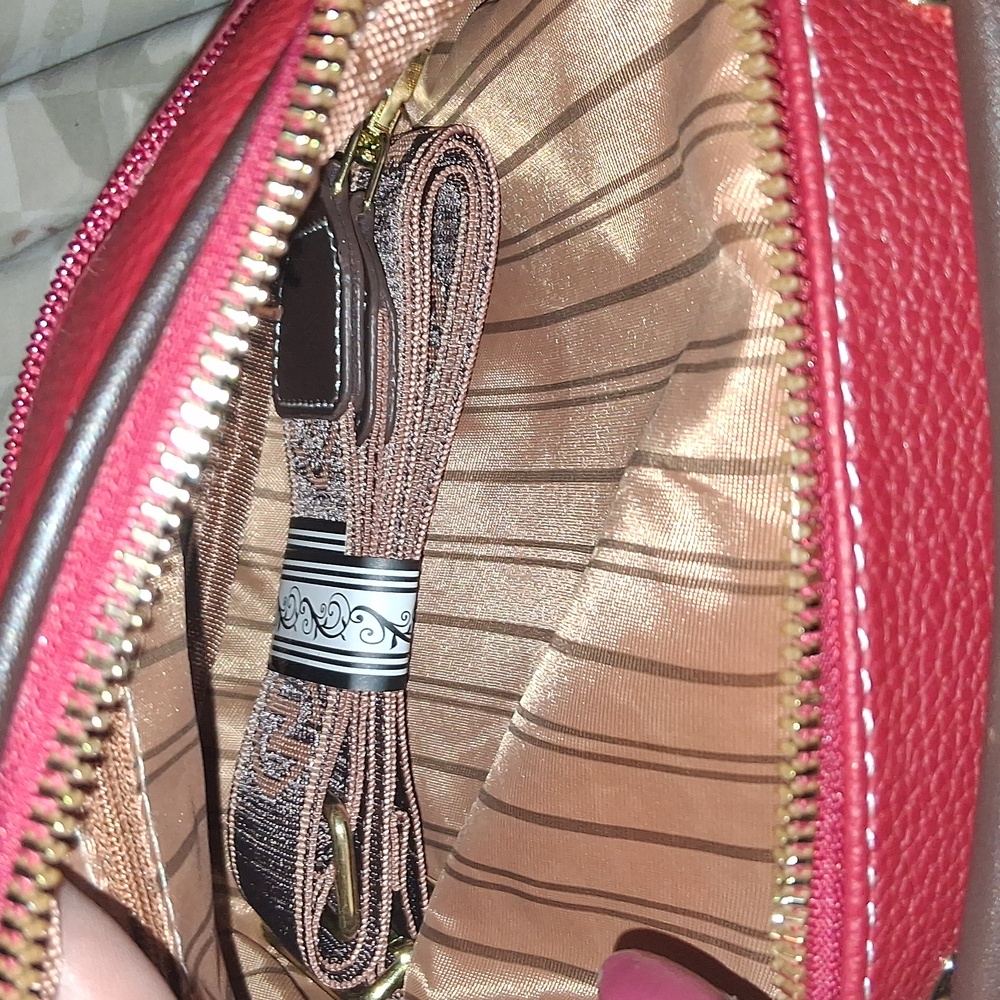 Red Leather Women Bag - Picture 4 of 6